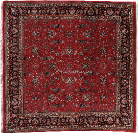 Dieser quadratische Bidjar mit seinem runden Muster vereint beide Formen  meisterhaft. 