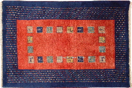 Loribaft-Teppich: Alle Nomadenteppiche werden immer noch von Nomaden per Hand geknpft und in Pflanzenfarben Eingefrbt.